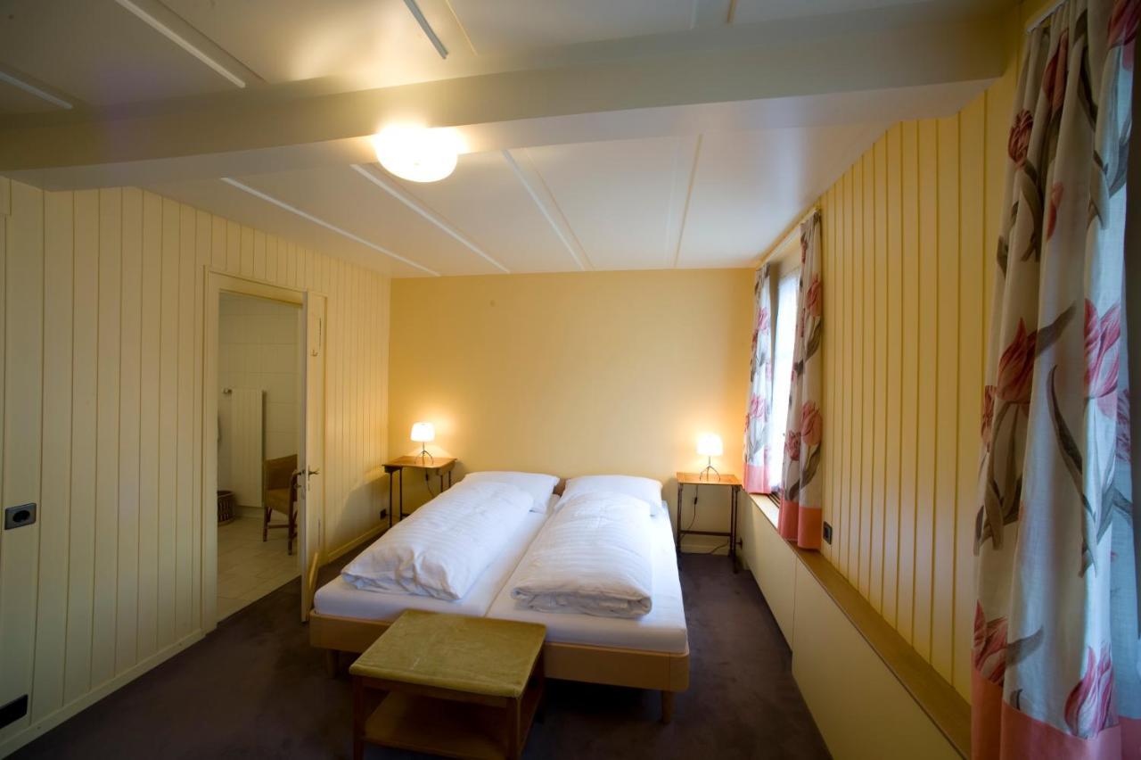 Gasthof Baeren Laupen Exterior foto